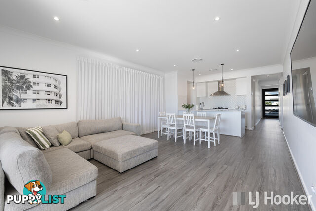 42 Glendevon Street THORNLANDS QLD 4164