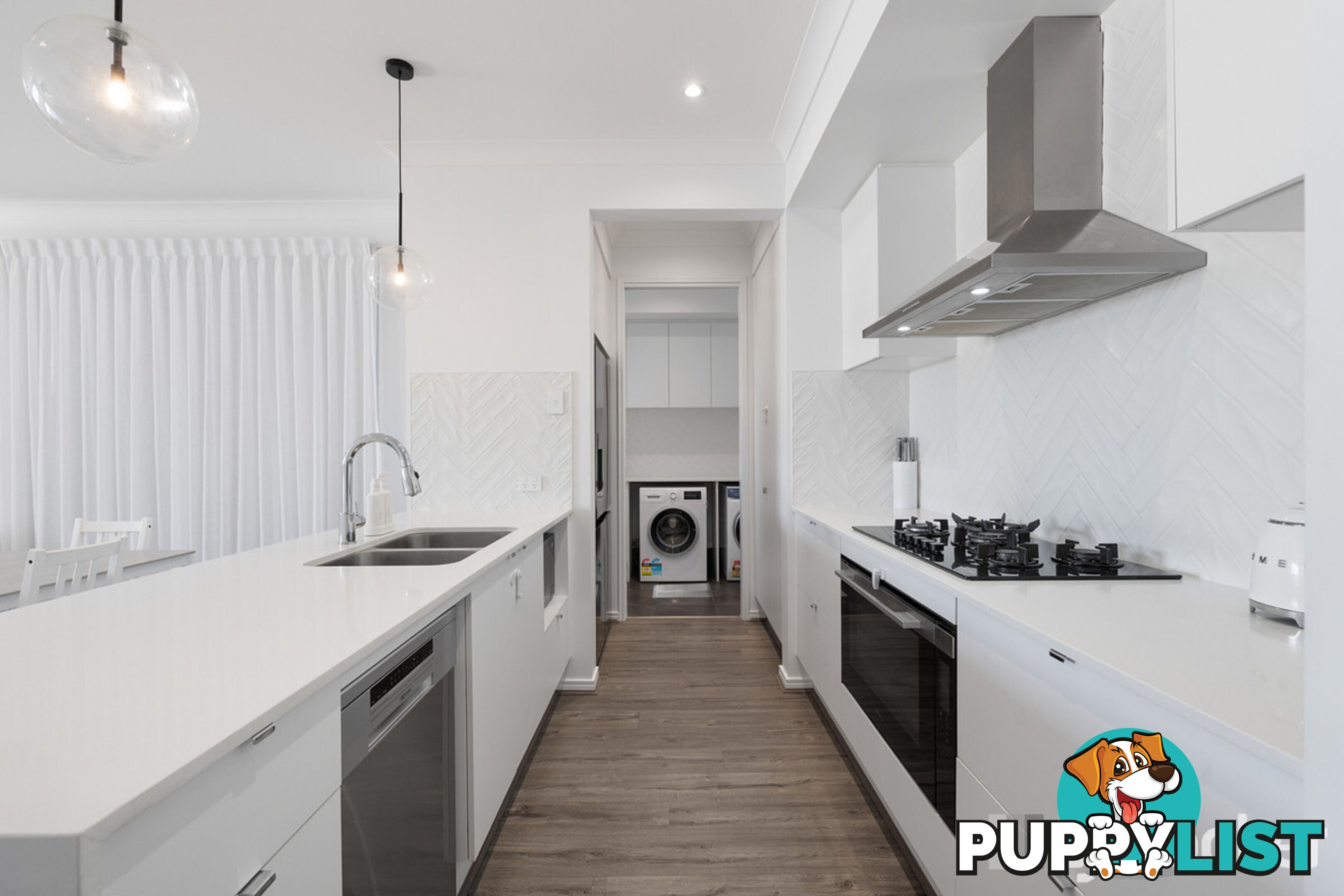 42 Glendevon Street THORNLANDS QLD 4164