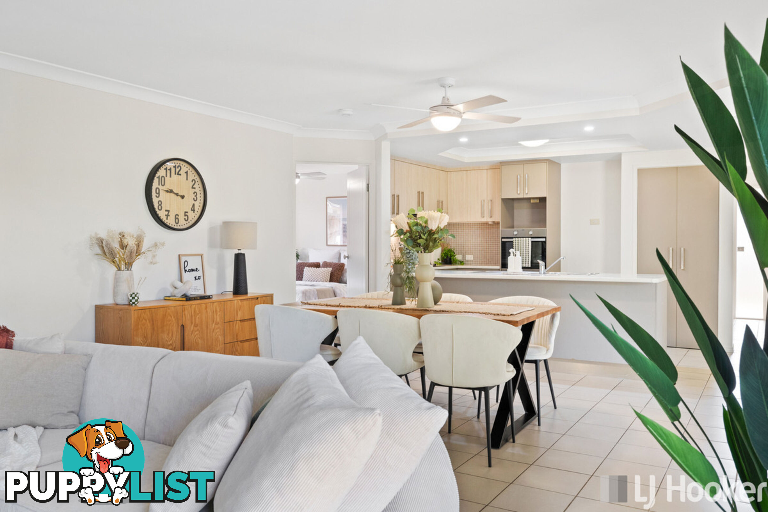 15 Sam Place THORNLANDS QLD 4164