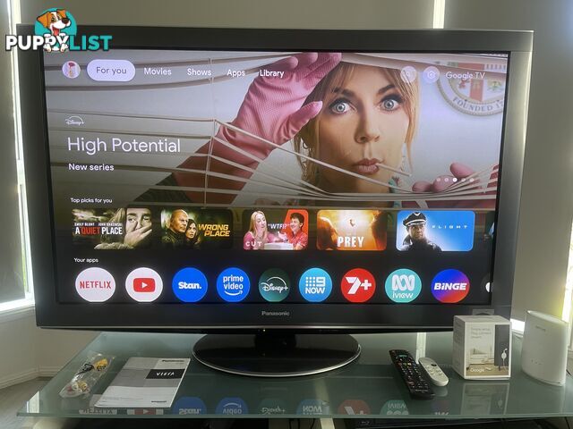 PANASONIC VIERA PLASMA TV (50”)  AS WELL AS CHROMECAST  STREAMING DEVICE AND MORE !