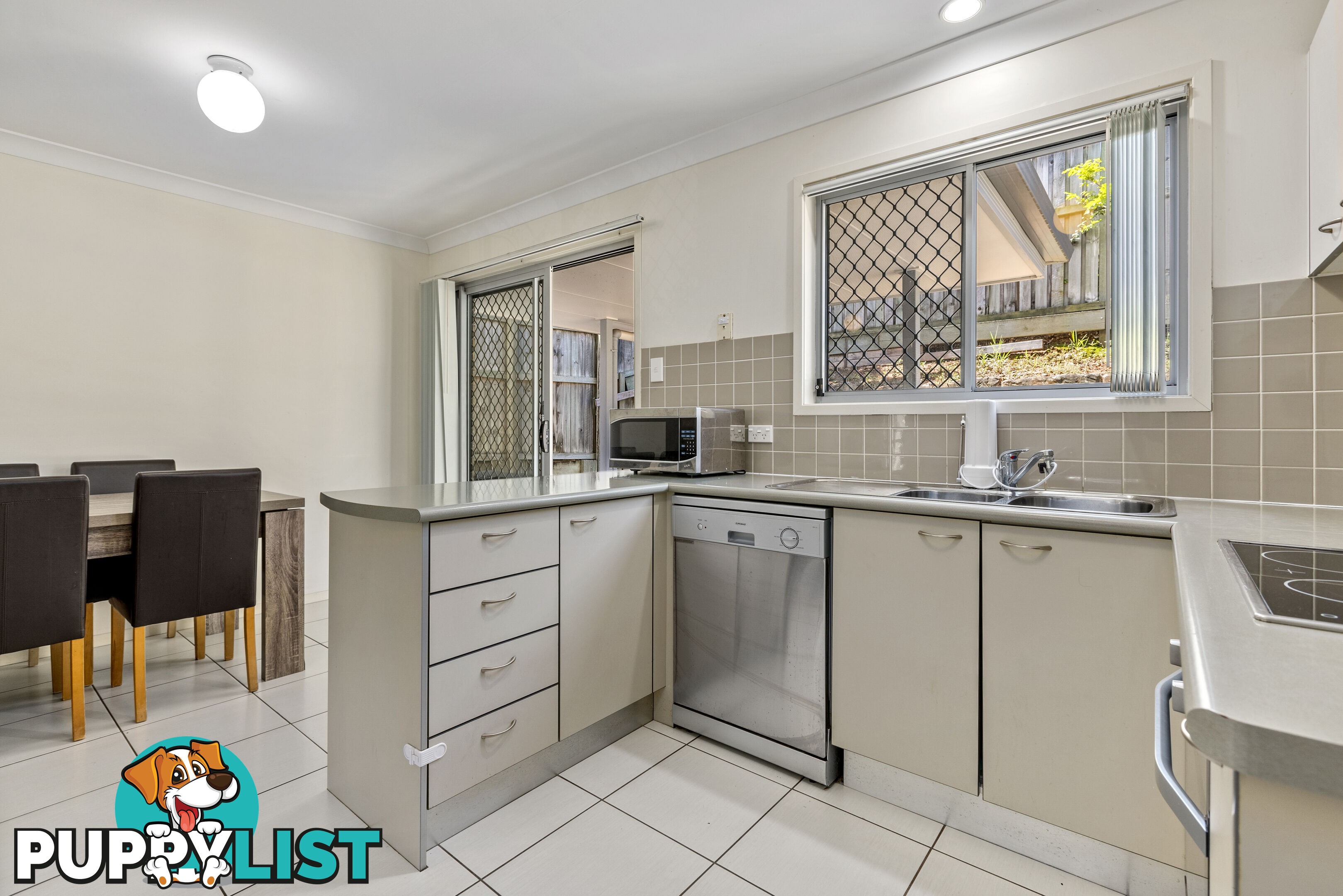 Unit 10 18 Emma St Bracken Ridge QLD 4017