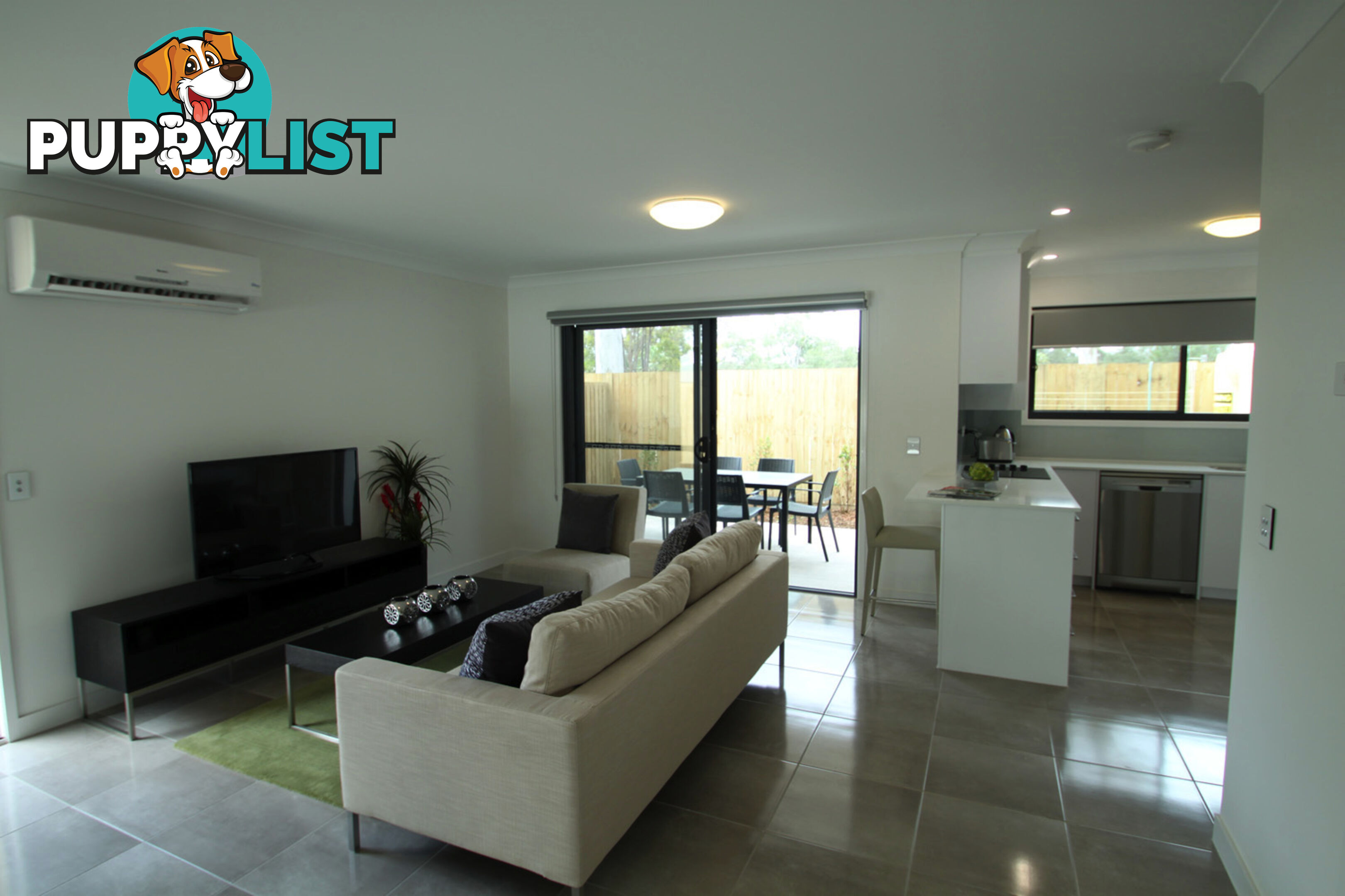 Unit 1 22 Careel Cl Helensvale QLD 4212