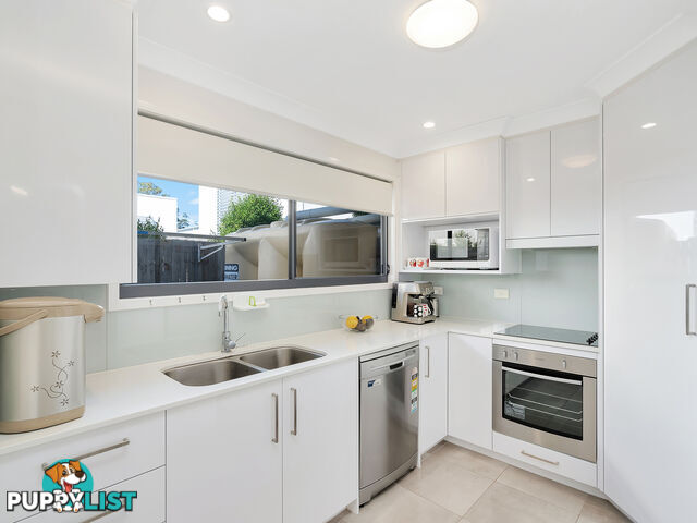 Unit 7 22 Careel Close Helensvale QLD 4212