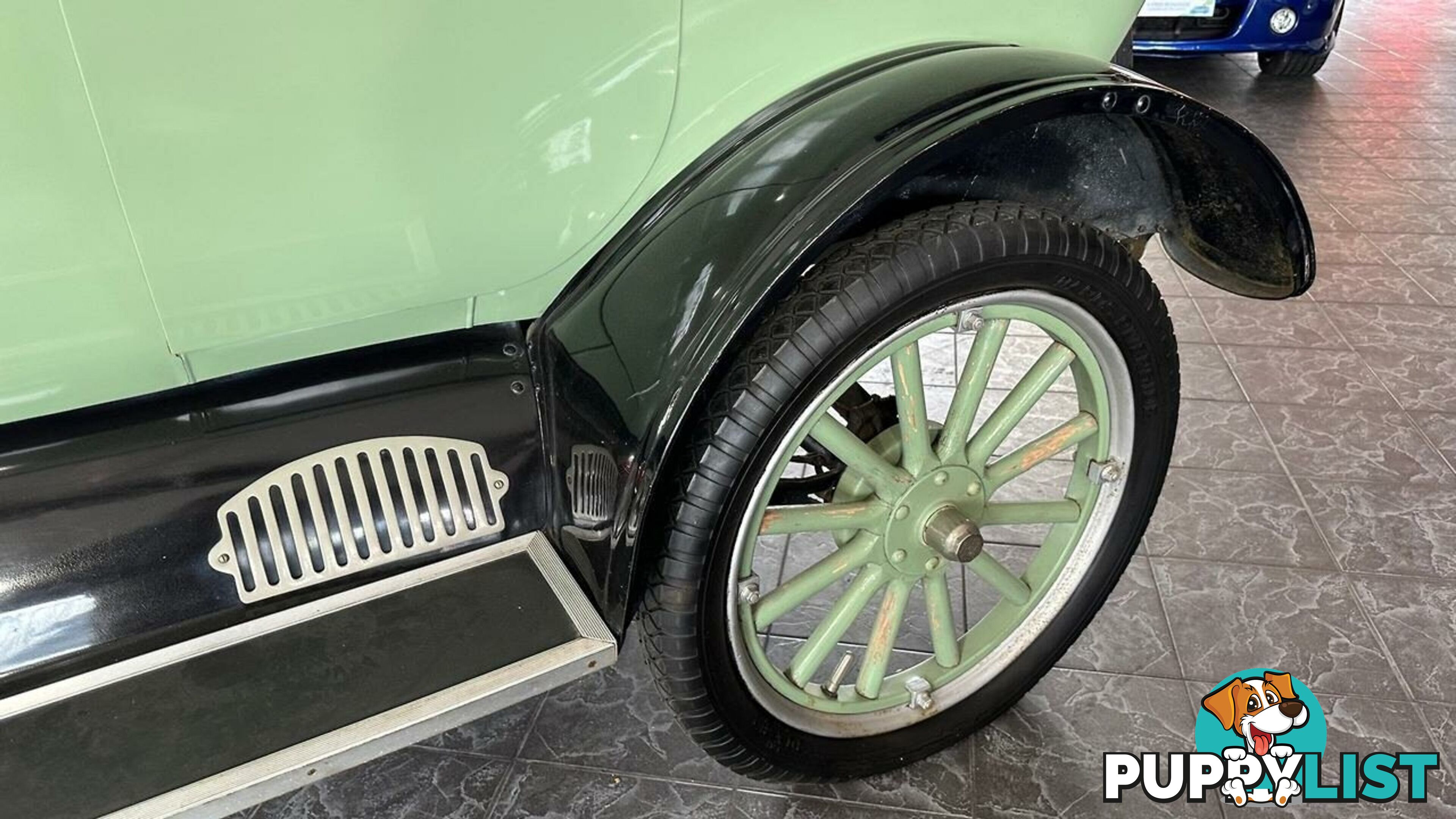 1923 Ford Model T BodyStyle Badge Convertible