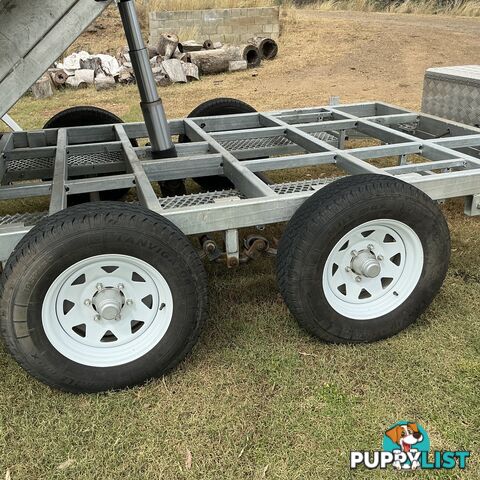 10x6 galvanised tipper trailer