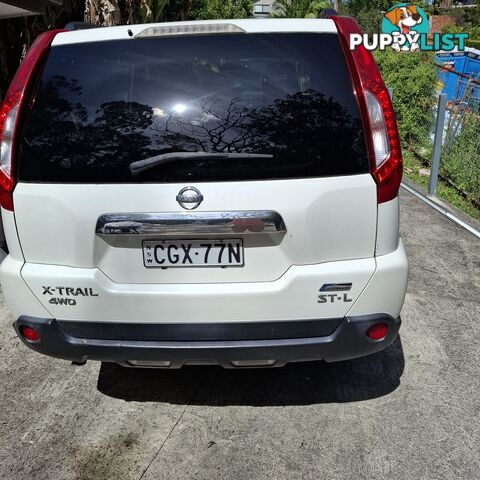 2011 Nissan X-Trail St-L -5 DR wagon