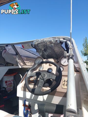 4.8 m  STACER aluminium  Small Cabin BOAT &amp; Trailer