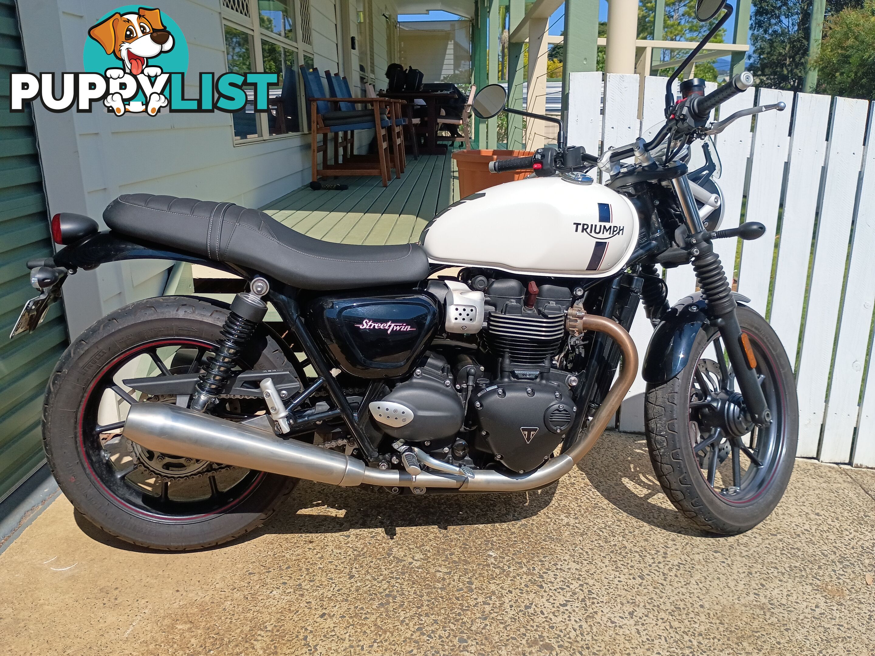 Triumph Street Twin 900