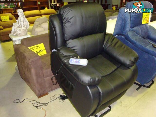 NEW ELECTRIC LIFT CHAIR REMOTE. MASSAGE AND HEAT. RENT $10.60PW