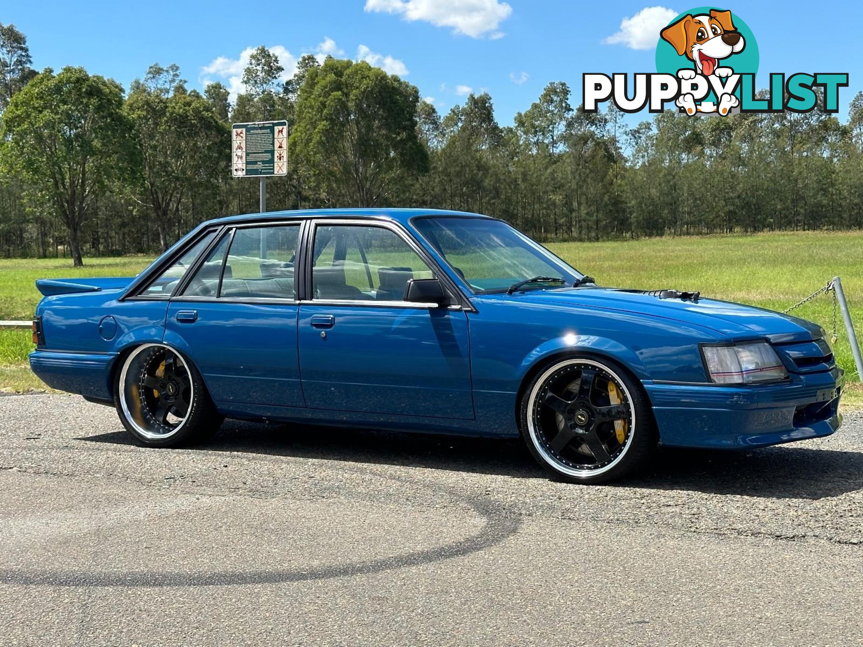 1985 HOLDEN COMMODORE Blue Meanie VK Sedan