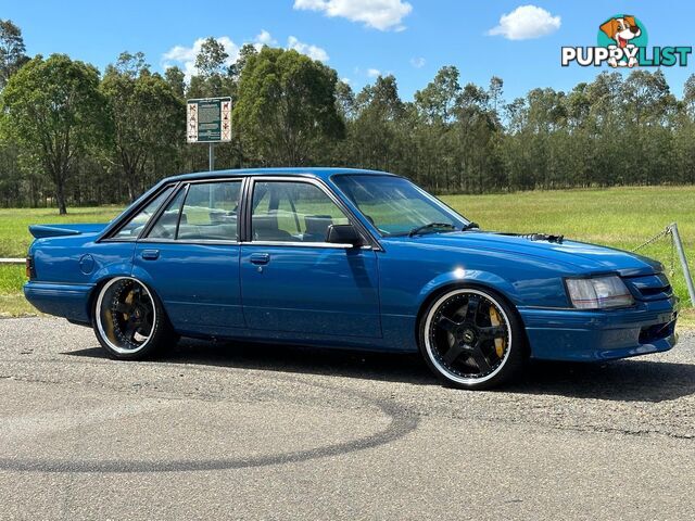 1985 HOLDEN COMMODORE Blue Meanie VK Sedan