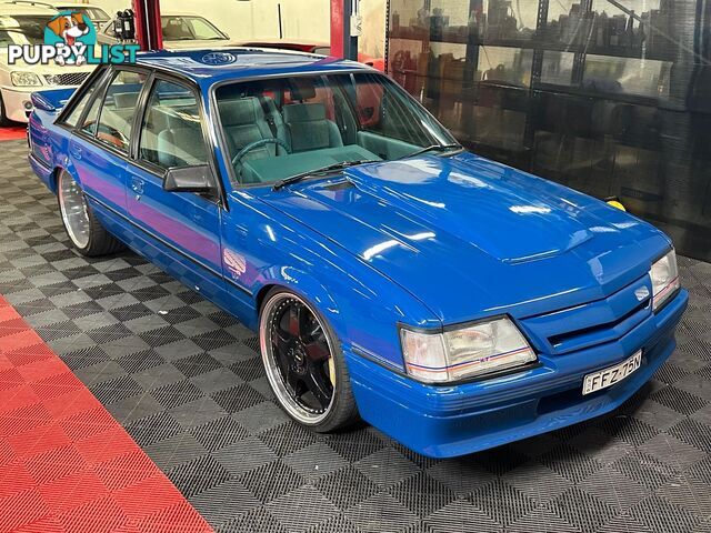 1985 HOLDEN COMMODORE Blue Meanie VK Sedan