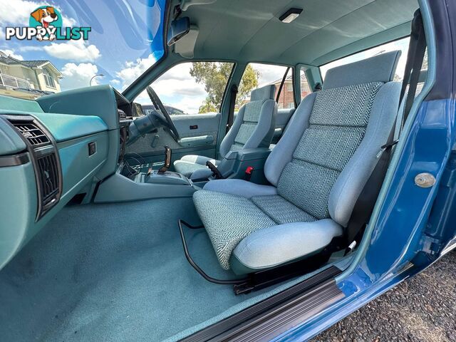 1985 HOLDEN COMMODORE Blue Meanie VK Sedan