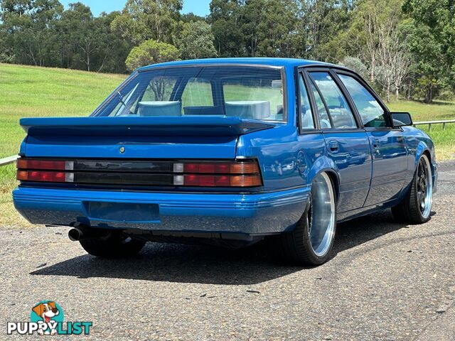 1985 HOLDEN COMMODORE Blue Meanie VK Sedan