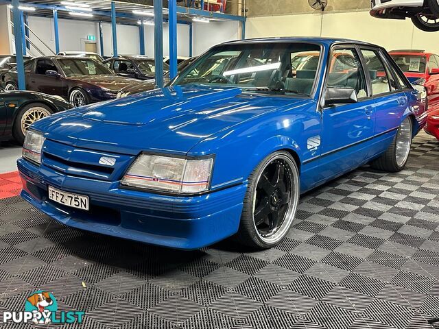 1985 HOLDEN COMMODORE Blue Meanie VK Sedan