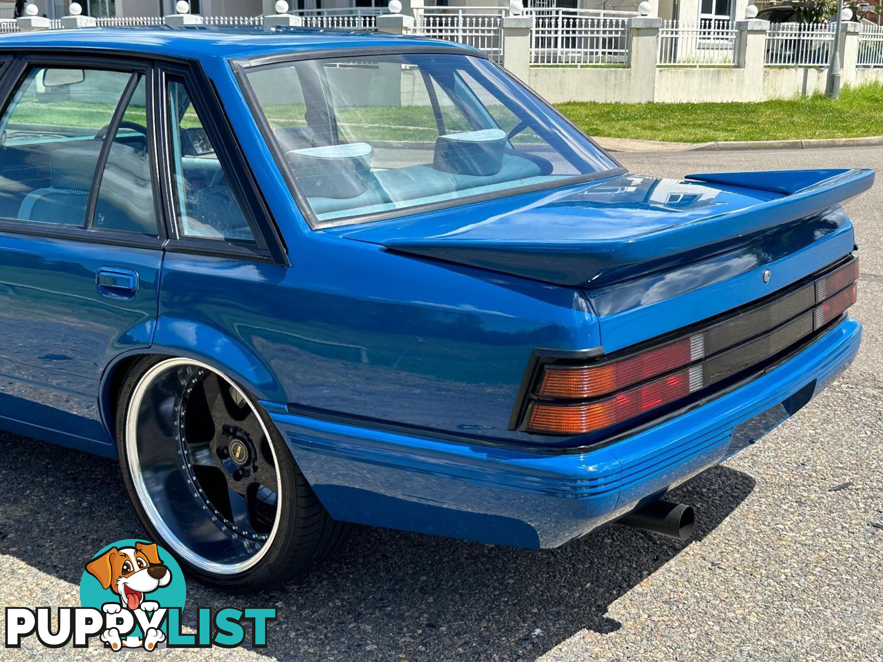 1985 HOLDEN COMMODORE Blue Meanie VK Sedan