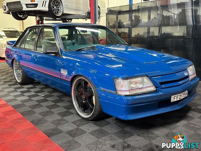 1985 HOLDEN COMMODORE Blue Meanie VK Sedan