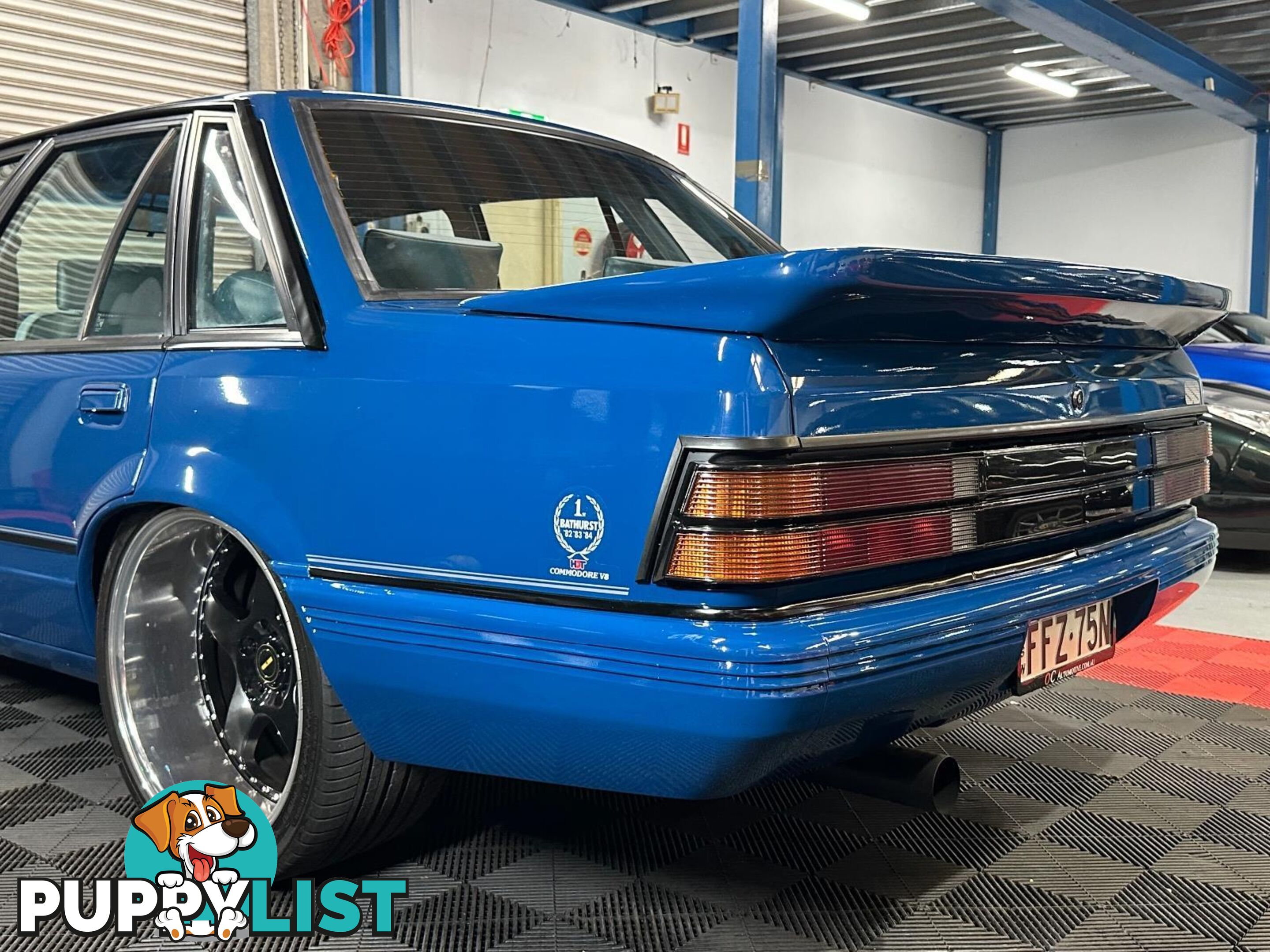 1985 HOLDEN COMMODORE Blue Meanie VK Sedan