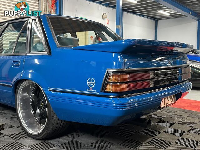 1985 HOLDEN COMMODORE Blue Meanie VK Sedan