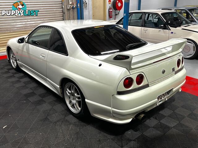 1997 NISSAN SKYLINE GT-R V-Spec R33 Coupe