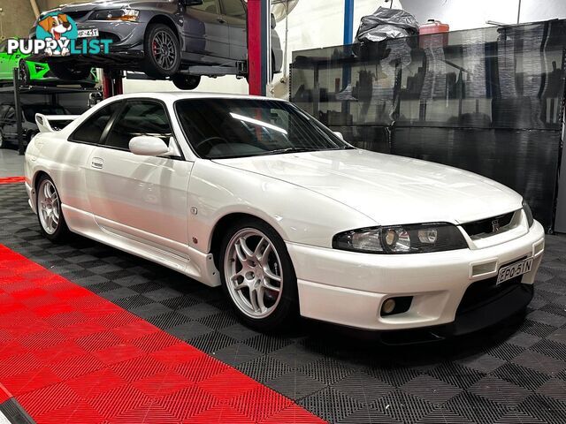 1997 NISSAN SKYLINE GT-R V-Spec R33 Coupe