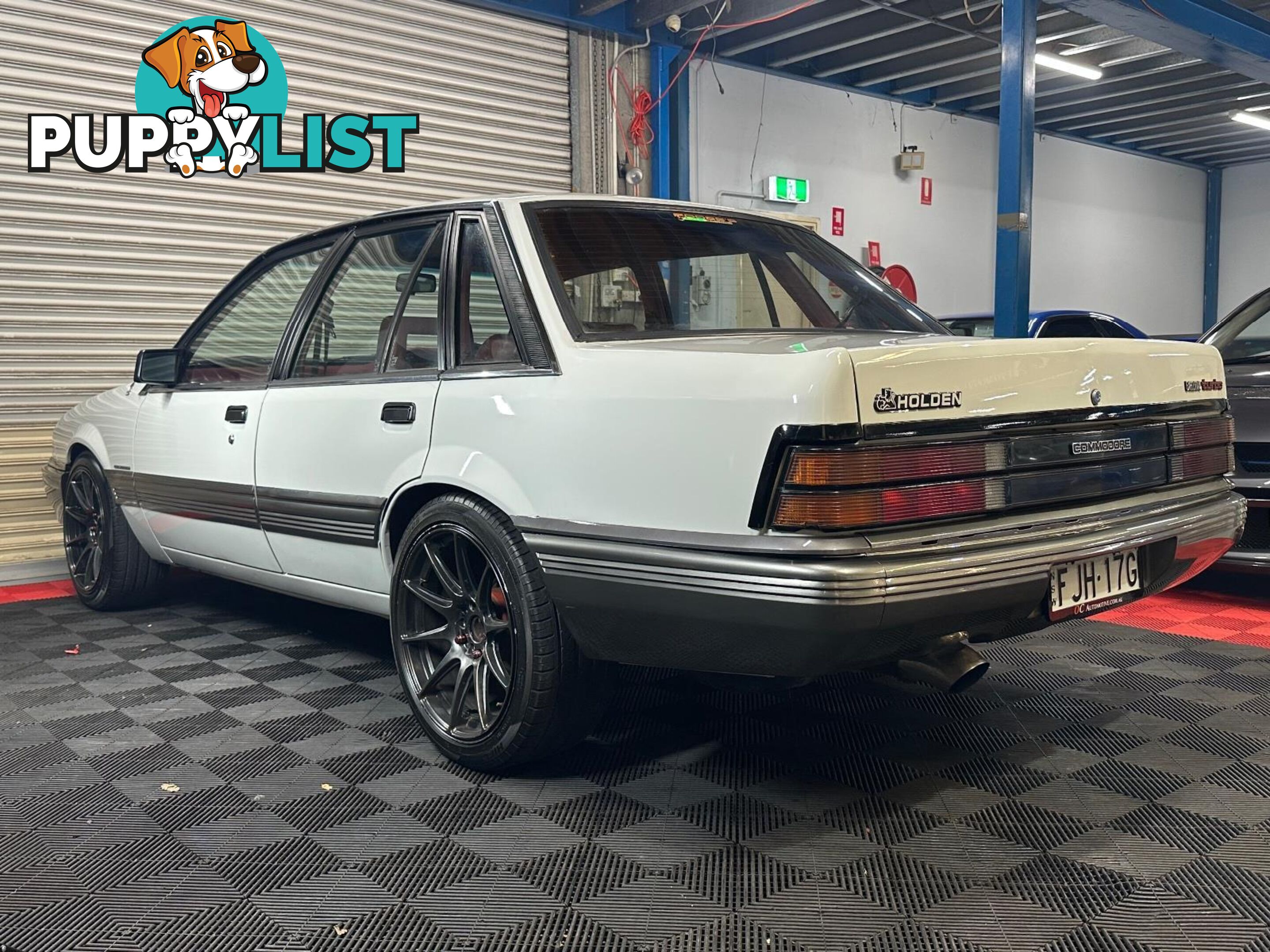 1986 HOLDEN COMMODORE SL VL 4D SEDAN