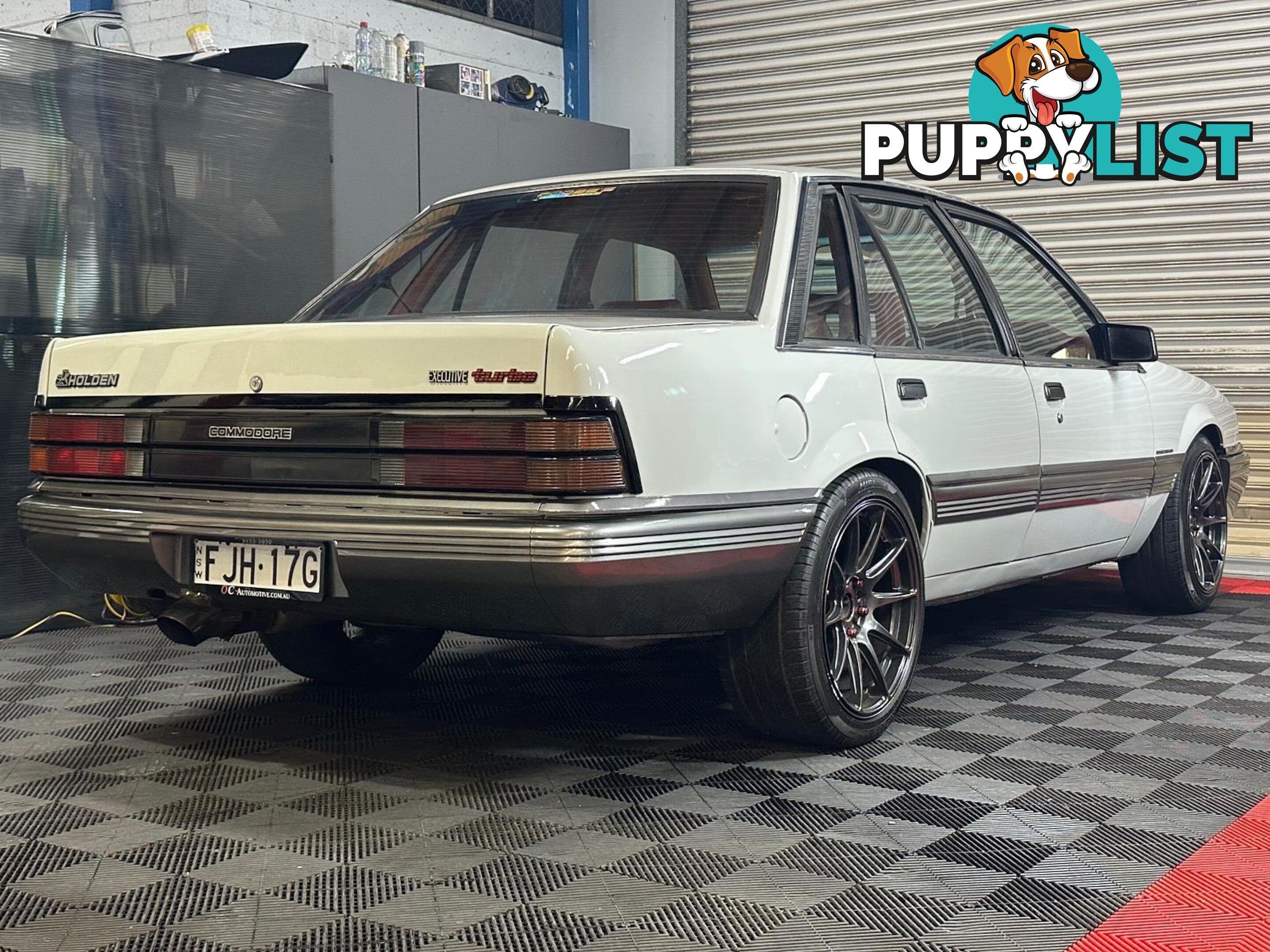 1986 HOLDEN COMMODORE SL VL 4D SEDAN