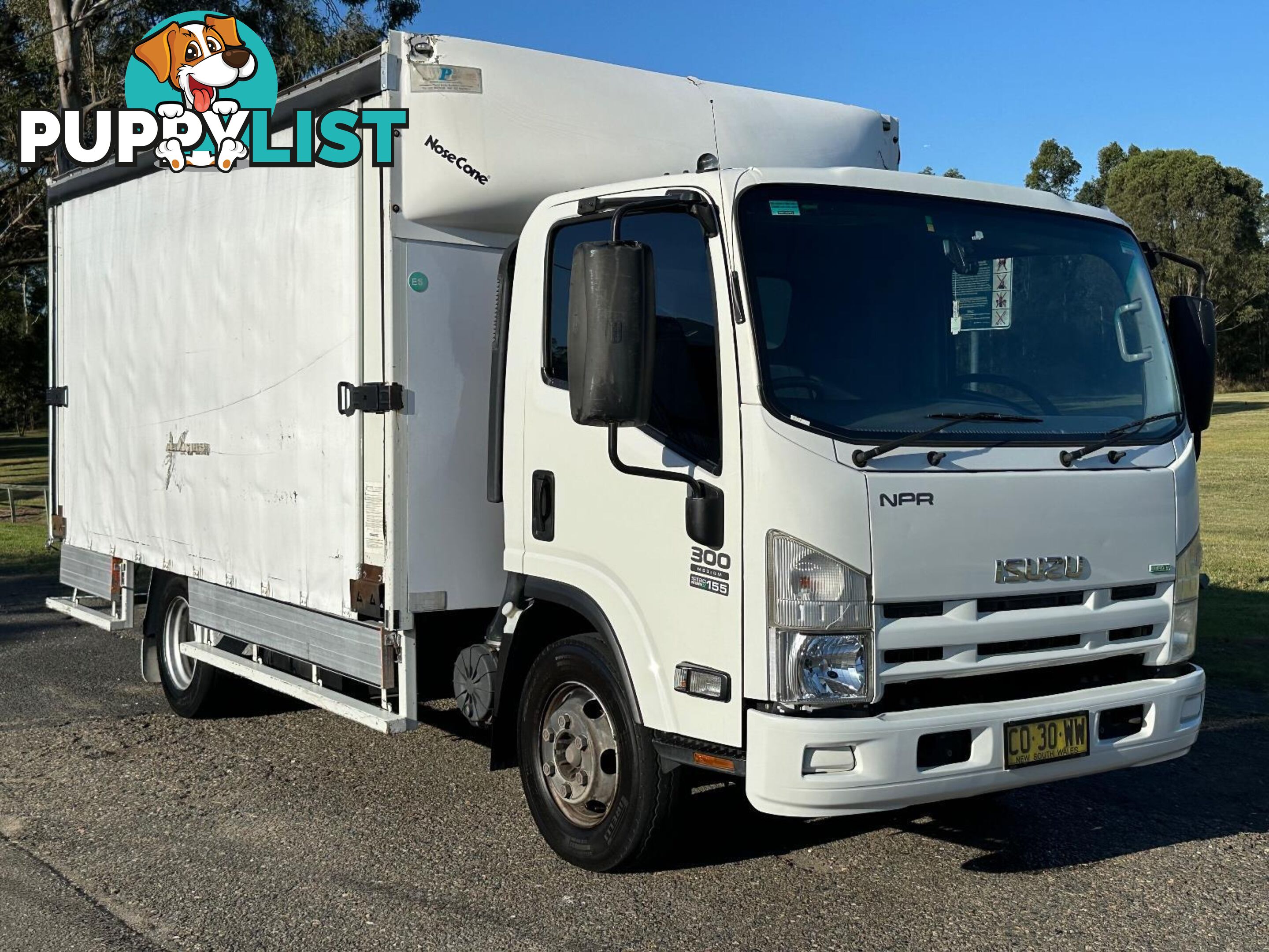 2013 ISUZU NPR 300 MEDIUM NH C/CHAS