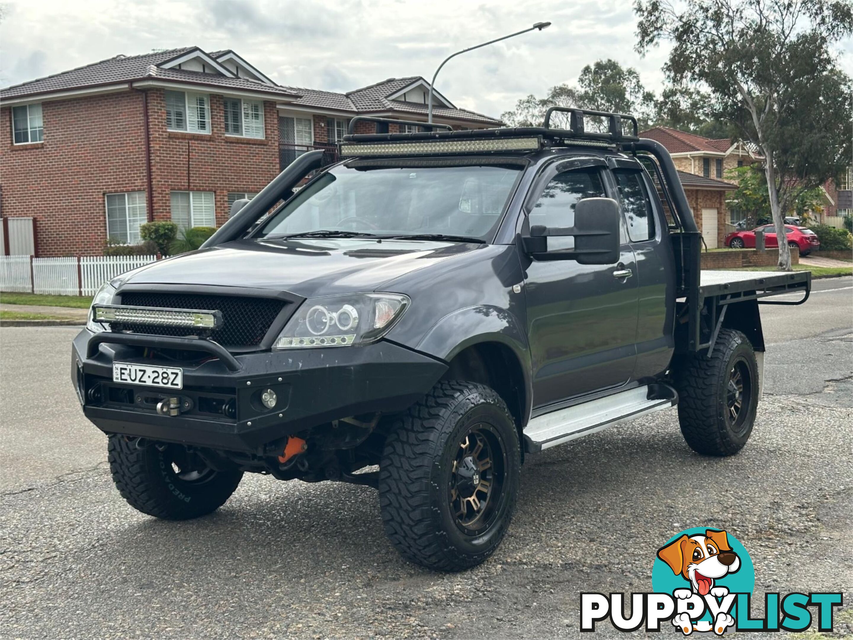 2010 TOYOTA HILUX SR (4x4) GGN25R 09 UPGRADE C/CHAS