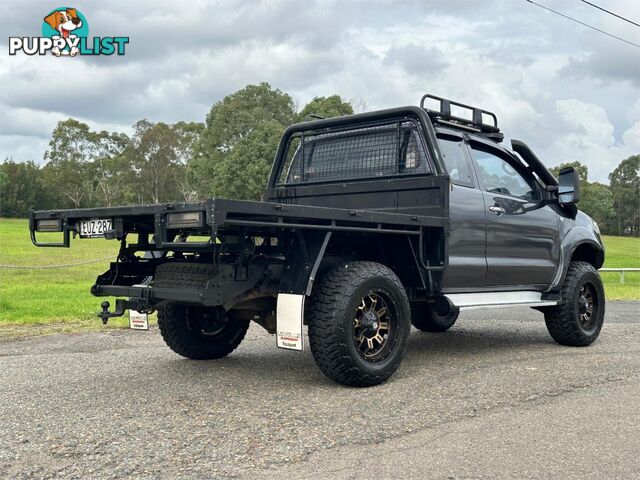 2010 TOYOTA HILUX SR (4x4) GGN25R 09 UPGRADE C/CHAS