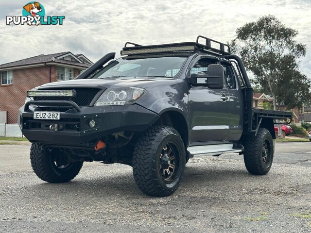 2010 TOYOTA HILUX SR (4x4) GGN25R 09 UPGRADE C/CHAS