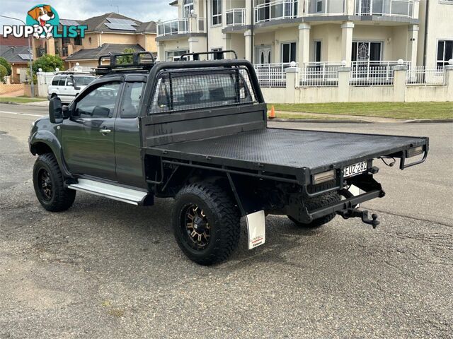 2010 TOYOTA HILUX SR (4x4) GGN25R 09 UPGRADE C/CHAS