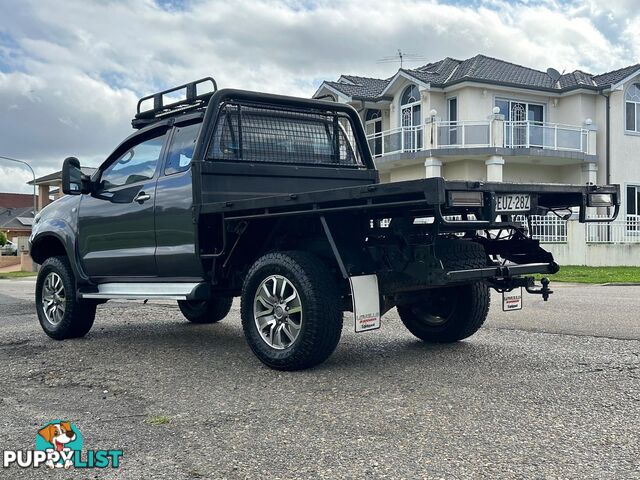 2010 TOYOTA HILUX SR (4x4) GGN25R 09 UPGRADE C/CHAS