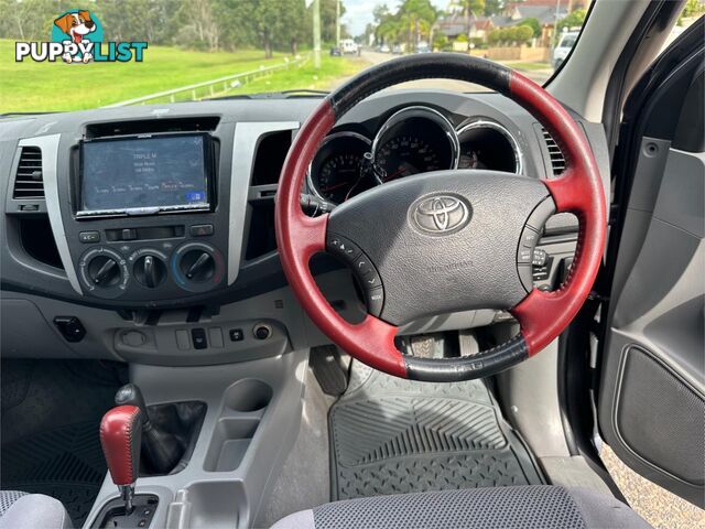 2010 TOYOTA HILUX SR (4x4) GGN25R 09 UPGRADE C/CHAS
