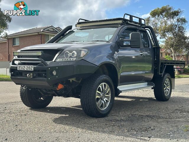 2010 TOYOTA HILUX SR (4x4) GGN25R 09 UPGRADE C/CHAS