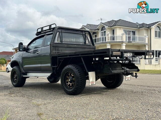 2010 TOYOTA HILUX SR (4x4) GGN25R 09 UPGRADE C/CHAS