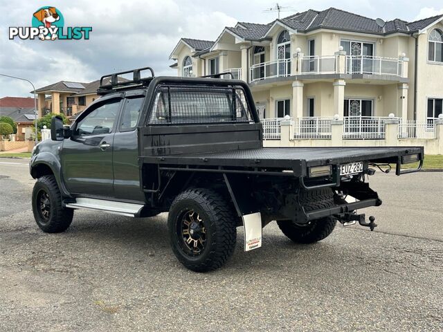 2010 TOYOTA HILUX SR (4x4) GGN25R 09 UPGRADE C/CHAS