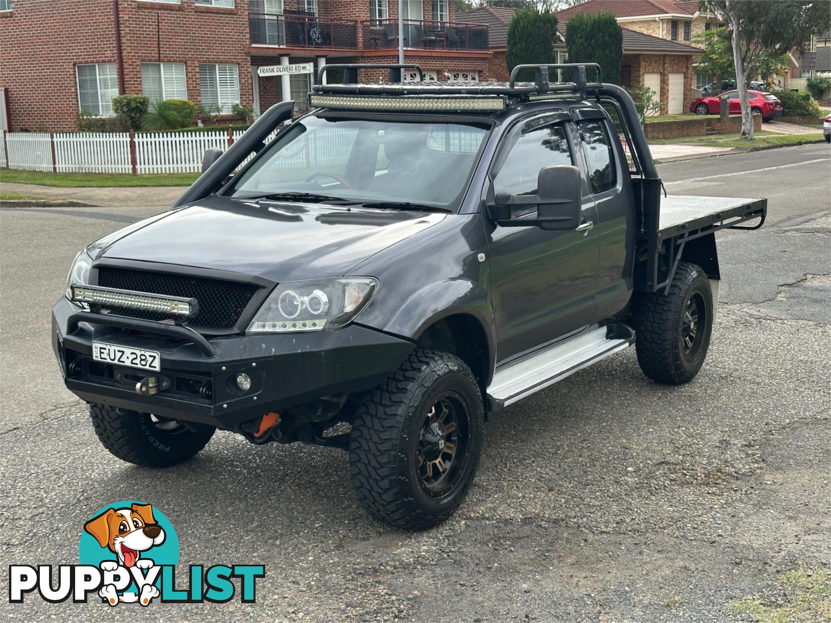2010 TOYOTA HILUX SR (4x4) GGN25R 09 UPGRADE C/CHAS