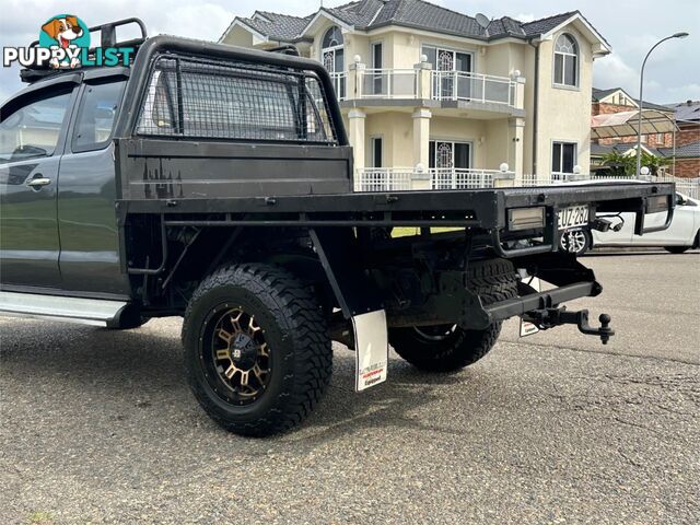 2010 TOYOTA HILUX SR (4x4) GGN25R 09 UPGRADE C/CHAS