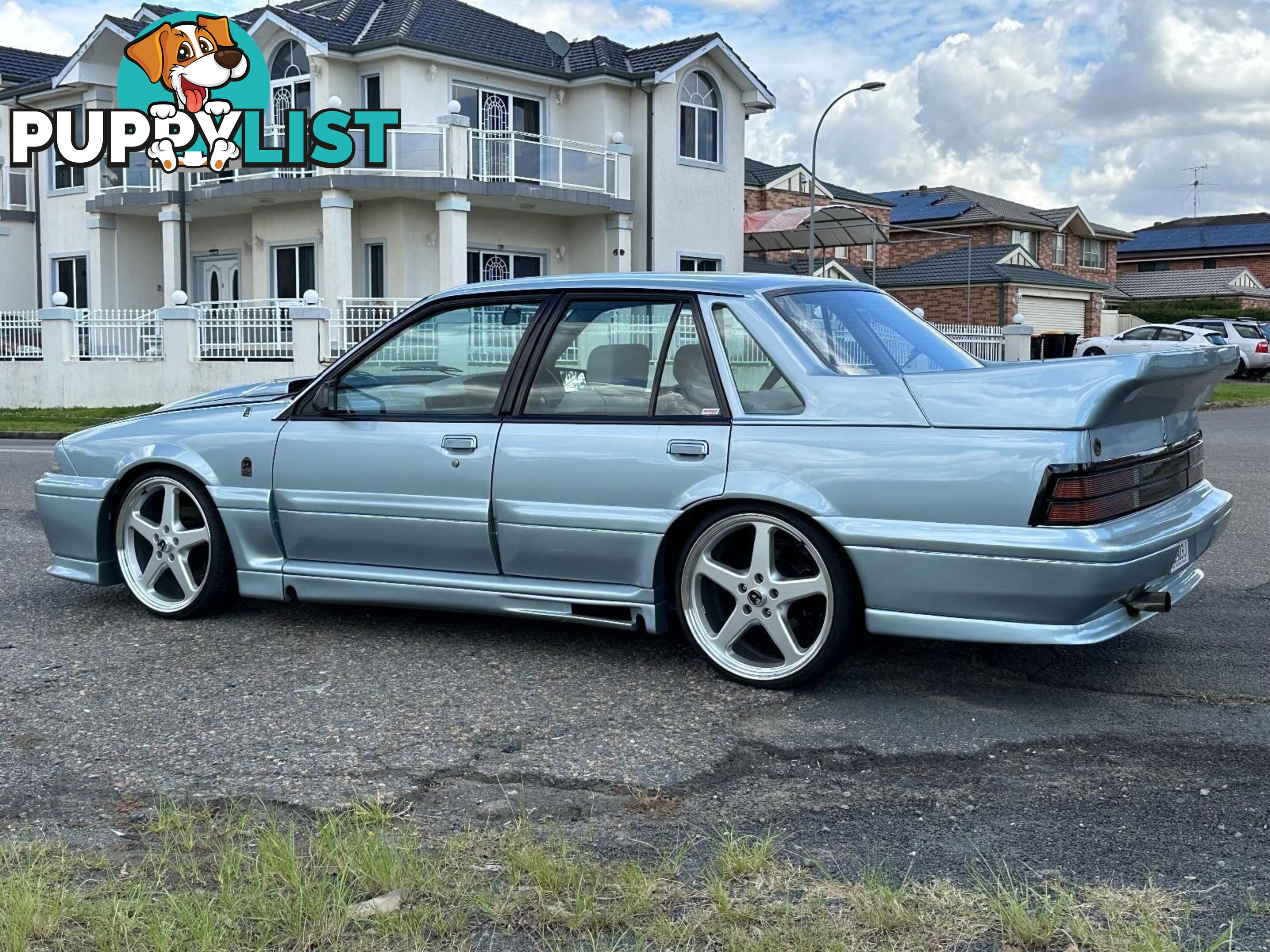 1987 HOLDEN COMMODORE EXECUTIVE VL 4D SEDAN