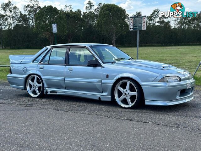 1987 HOLDEN COMMODORE EXECUTIVE VL 4D SEDAN