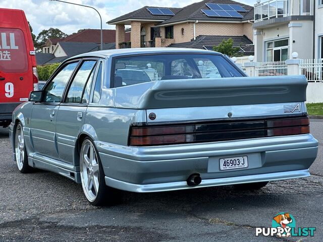 1987 HOLDEN COMMODORE EXECUTIVE VL 4D SEDAN