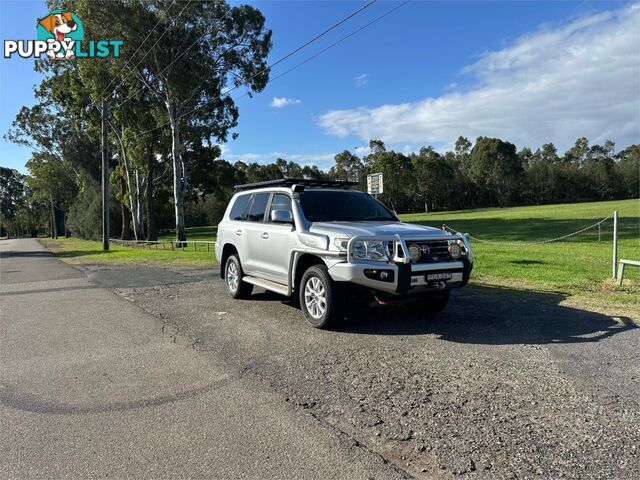 2011 TOYOTA LANDCRUISER VX (4x4) VDJ200R 09 UPGRADE 4D WAGON
