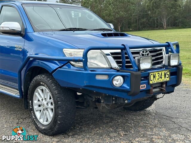 2014 TOYOTA HILUX SR5 (4x4) KUN26R MY14 DUAL CAB P/UP