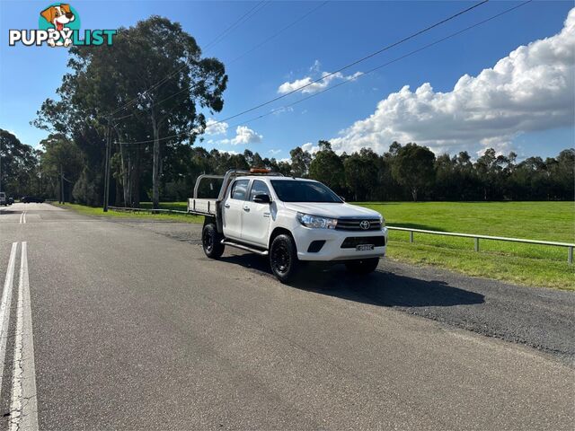 2015 TOYOTA HILUX SR (4x4) GUN126R DUAL C/CHAS