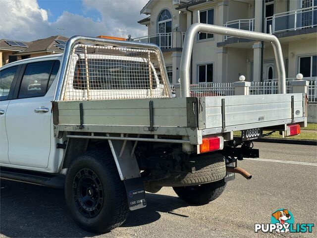 2015 TOYOTA HILUX SR (4x4) GUN126R DUAL C/CHAS