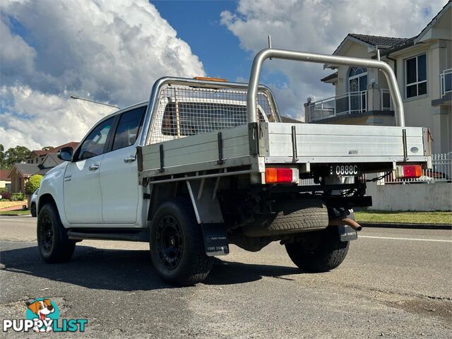2015 TOYOTA HILUX SR (4x4) GUN126R DUAL C/CHAS