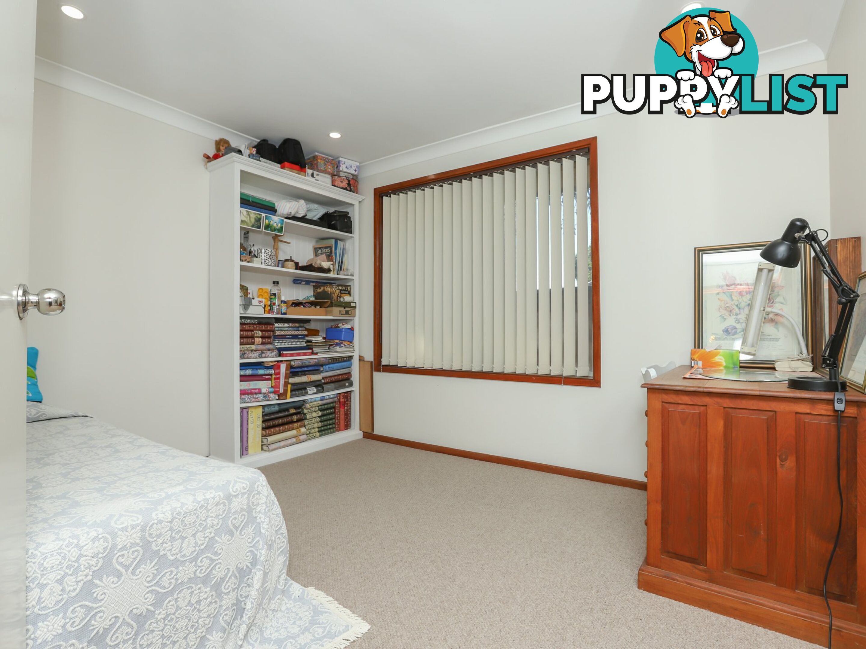 12 Holt Place RAYMOND TERRACE NSW 2324