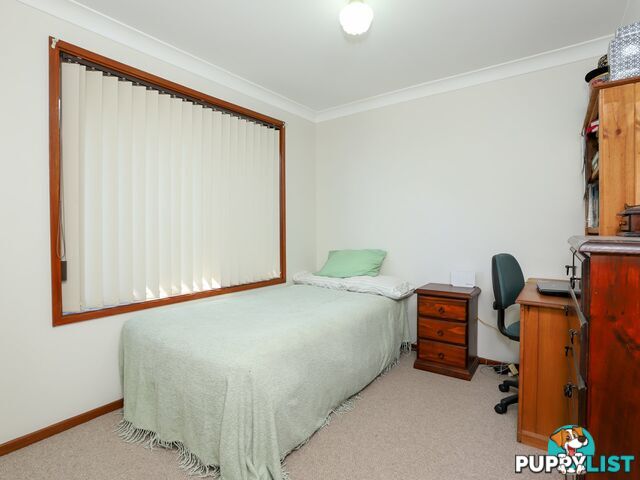 12 Holt Place RAYMOND TERRACE NSW 2324