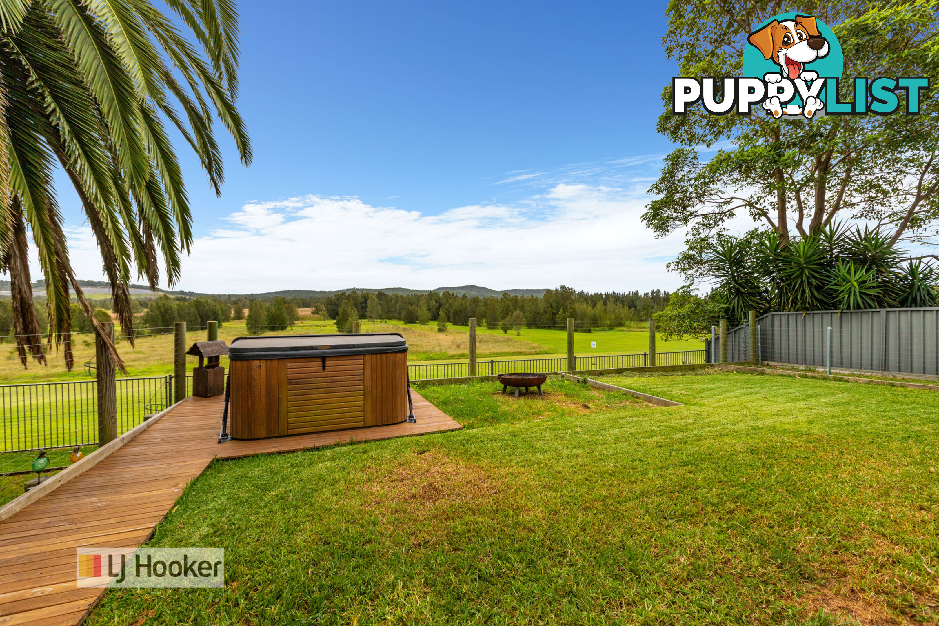 25 Holwell Circuit RAYMOND TERRACE NSW 2324